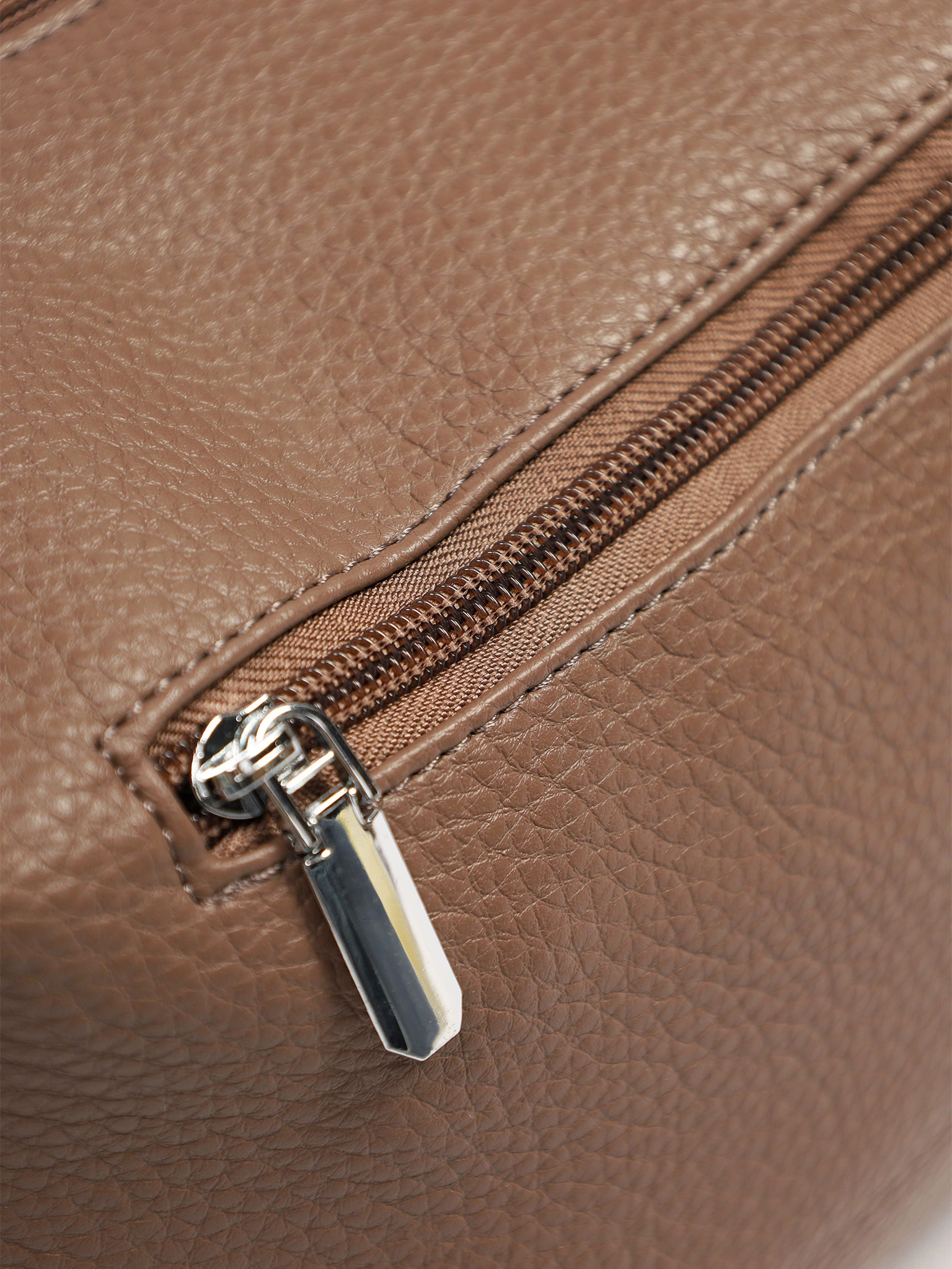 Сумка-шоппер с декоративными пуллерами со стразами в ассортименте